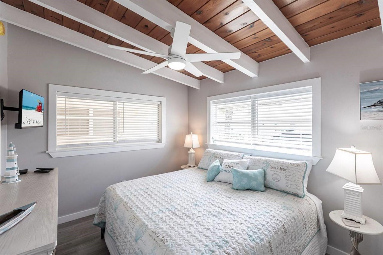 6006 Midnight Pass Road, Unit 65, Sarasota, FL 34242 Photo