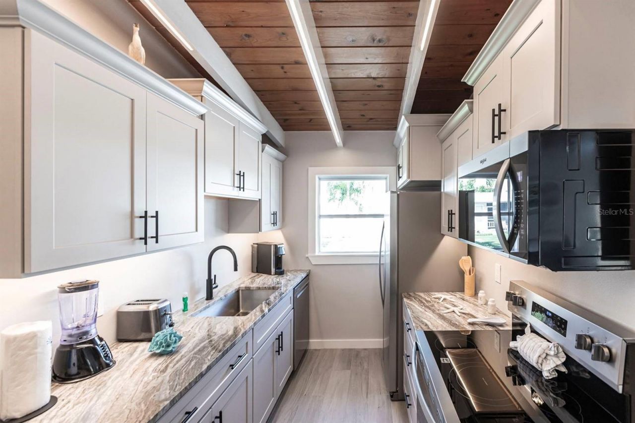 6006 Midnight Pass Road, Unit 65, Sarasota, FL 34242 Photo