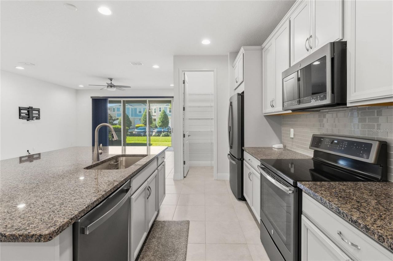 2313 Sunset Wind Loop, Oldsmar, FL 34677 Photo