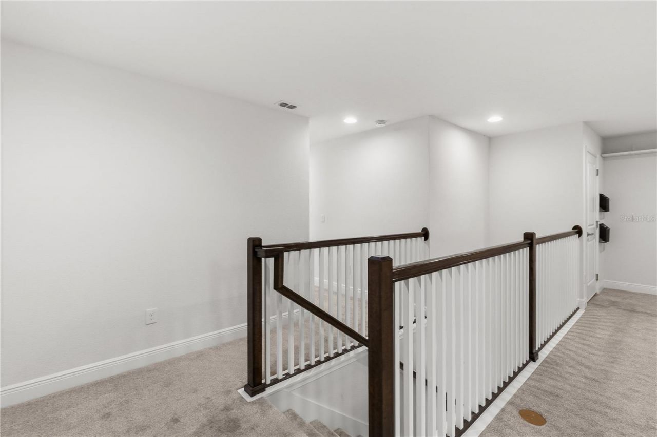 2313 Sunset Wind Loop, Oldsmar, FL 34677 Photo