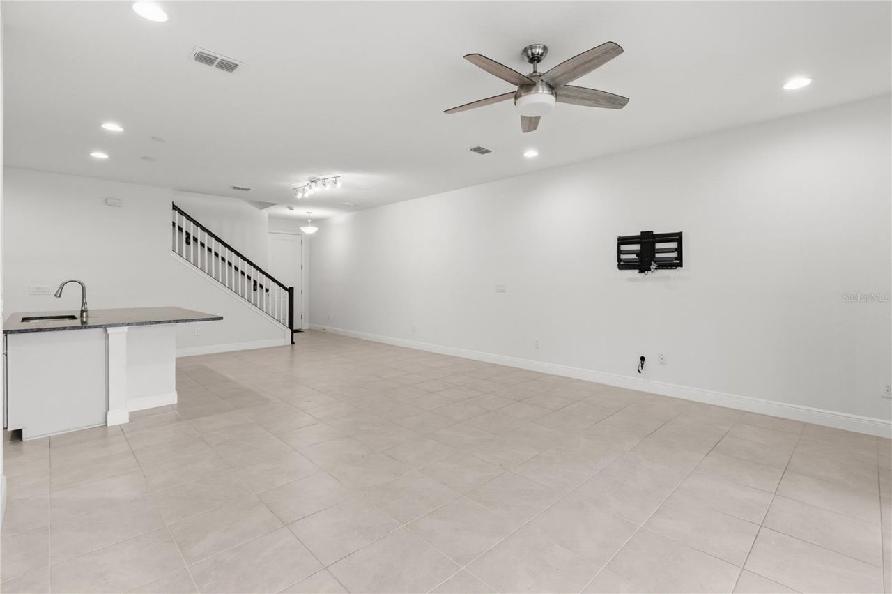 2313 Sunset Wind Loop, Oldsmar, FL 34677 Photo