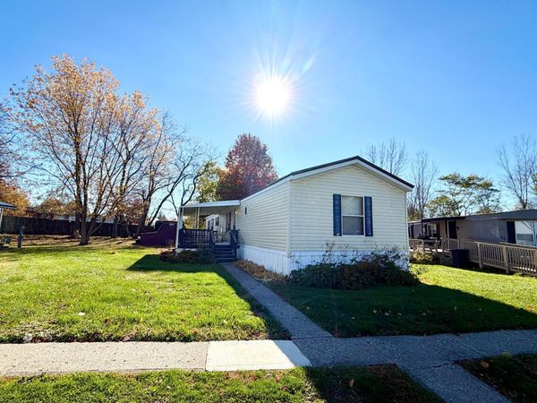 55 Colony Drive, Fredericktown, OH 43019