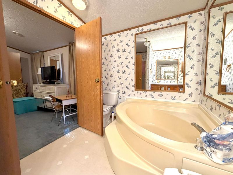 55 Colony Drive, Fredericktown, OH 43019 Photo 17