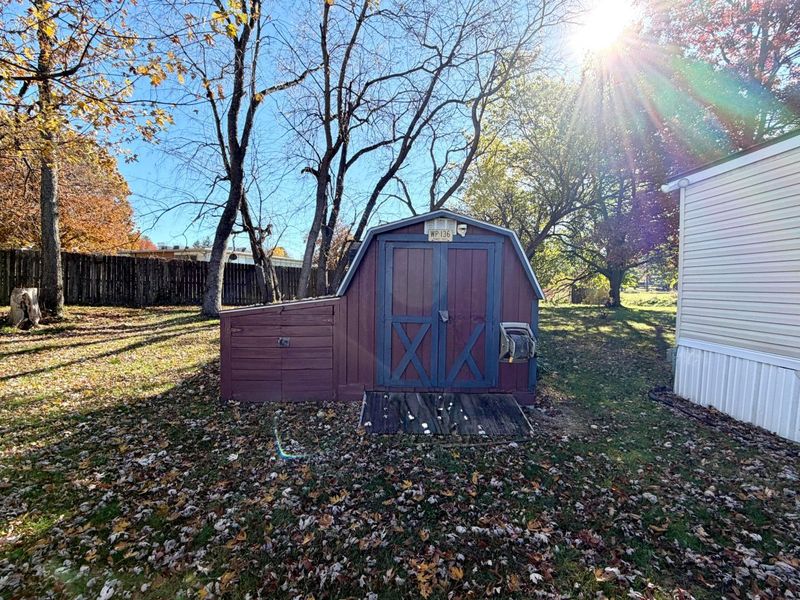 55 Colony Drive, Fredericktown, OH 43019 Photo 23