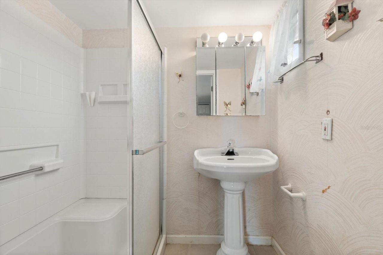 5205 5th Street E, Bradenton, FL 34203 Photo