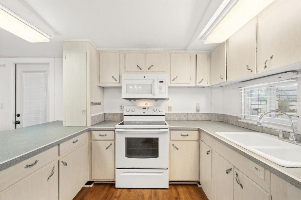 5205 5th Street E, Bradenton, FL 34203 Photo