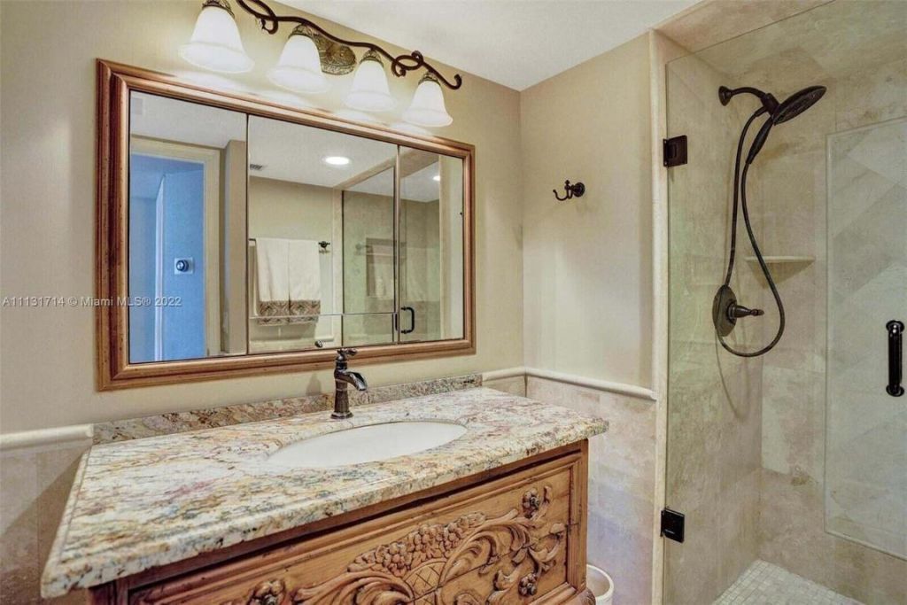 1340 S Ocean Boulevard, Unit 807, Pompano Beach, FL 33062 Photo