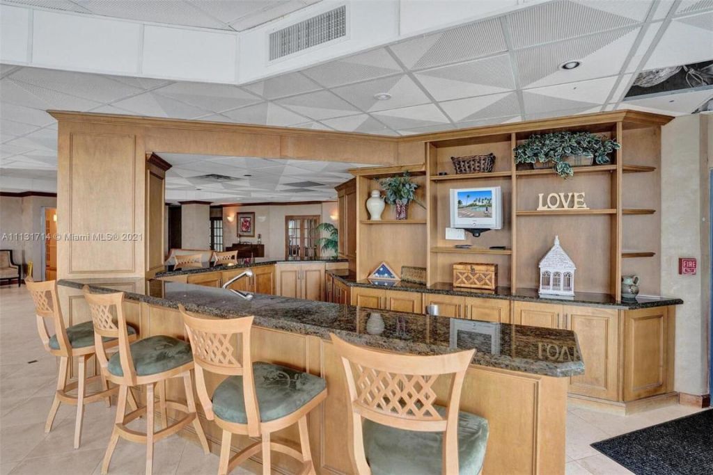 1340 S Ocean Boulevard, Unit 807, Pompano Beach, FL 33062 Photo