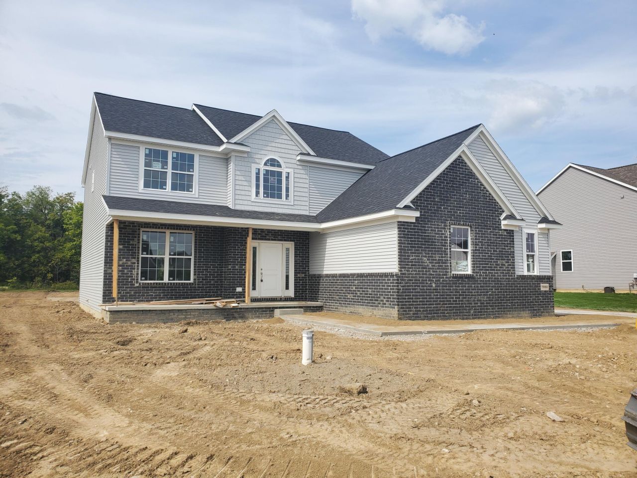 11760 Hillside Drive, Dexter, MI 48130 Main Photo