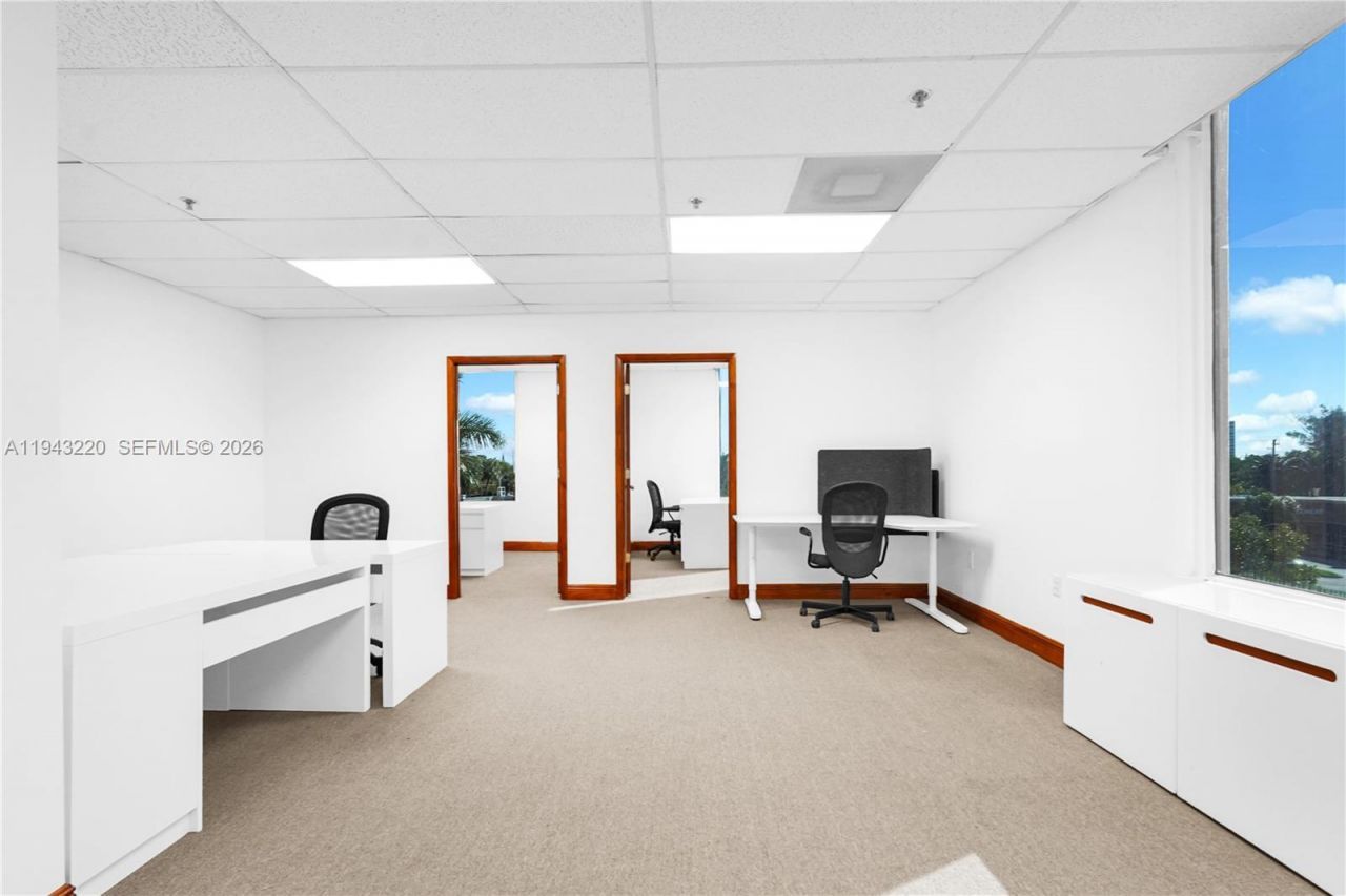 12550 Biscayne Blvd , Unit 304B, North Miami, FL 33181 Photo