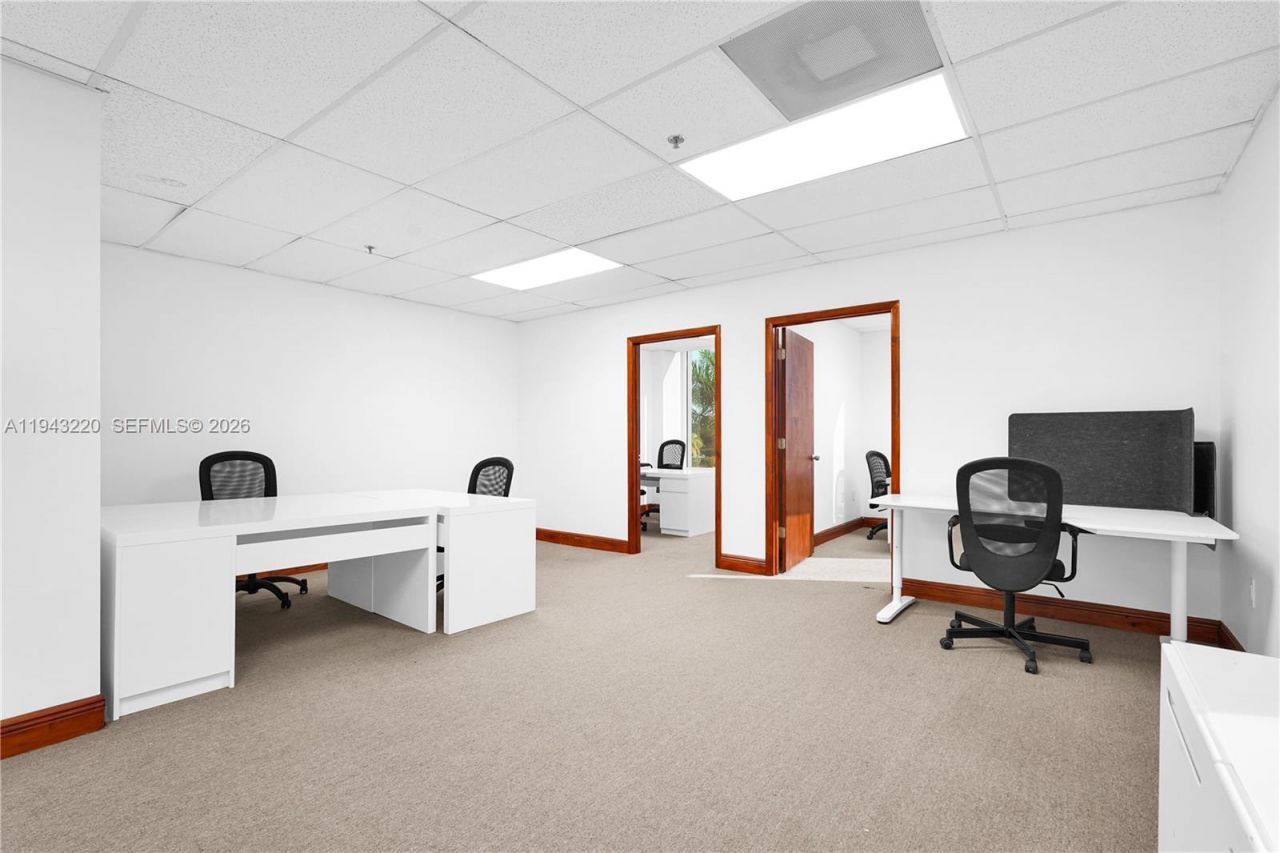 12550 Biscayne Blvd , Unit 304B, North Miami, FL 33181 Photo