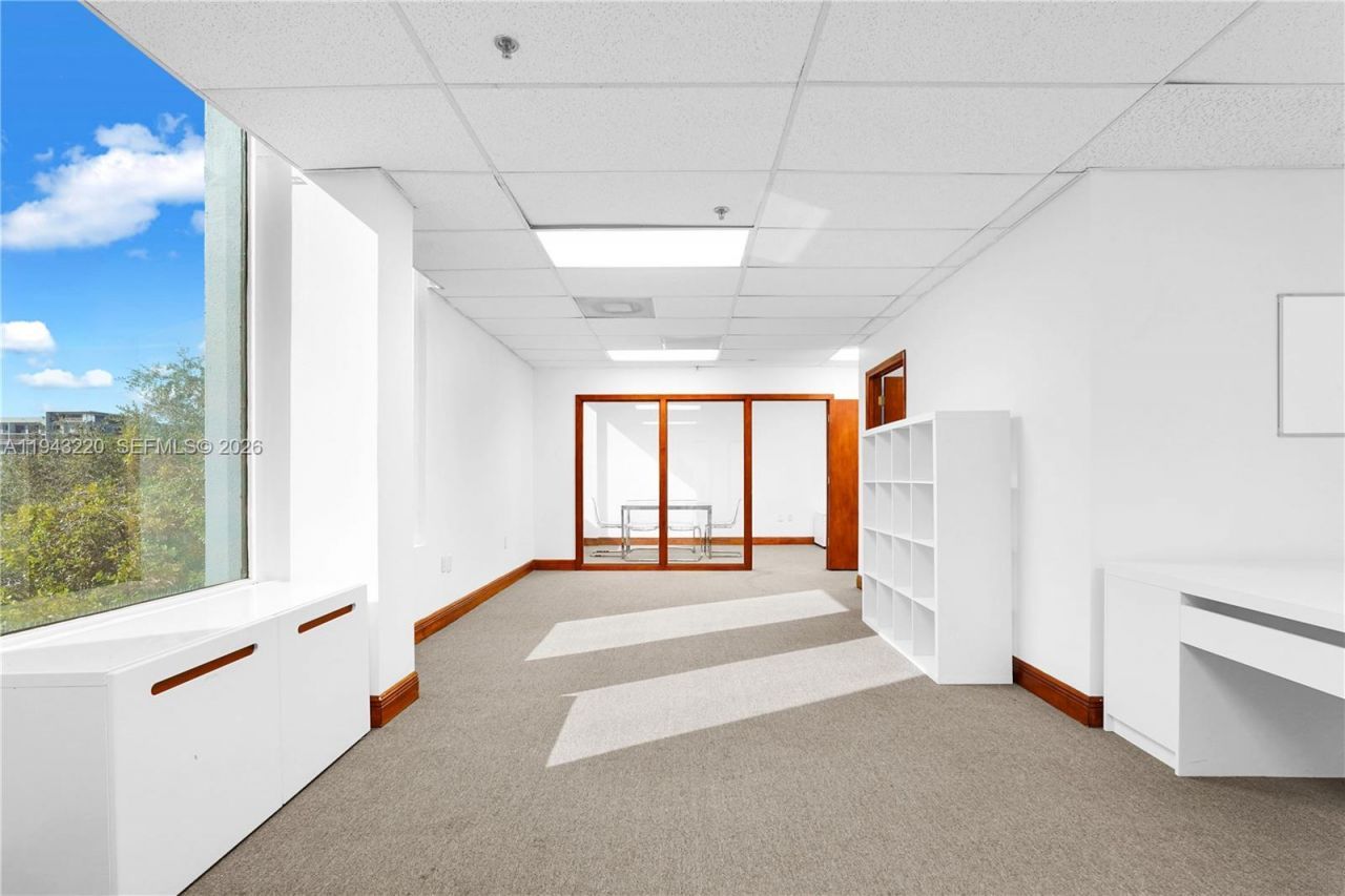 12550 Biscayne Blvd , Unit 304B, North Miami, FL 33181 Photo