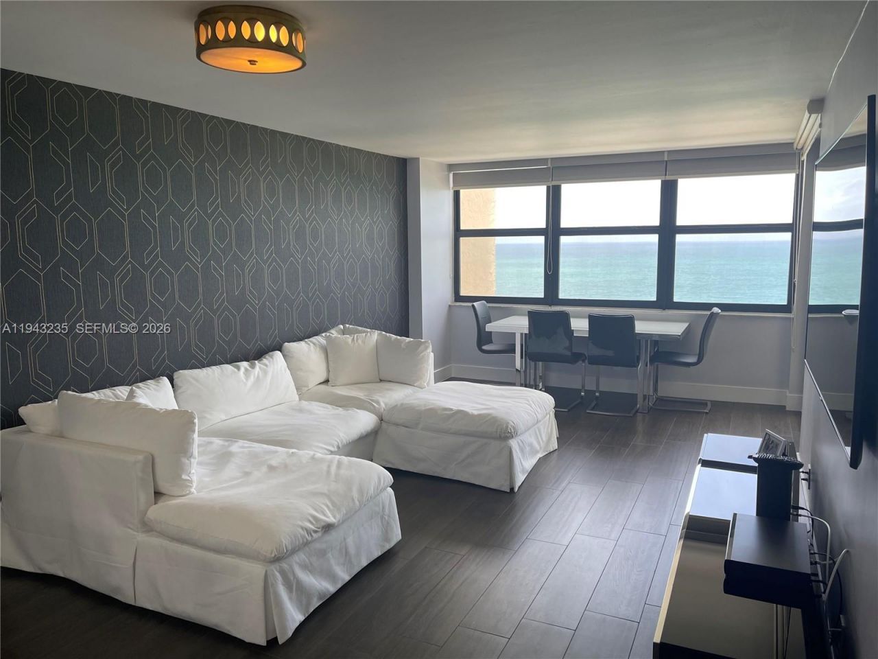 2555 Collins Ave , Unit 1409, Miami Beach, FL 33140 Photo