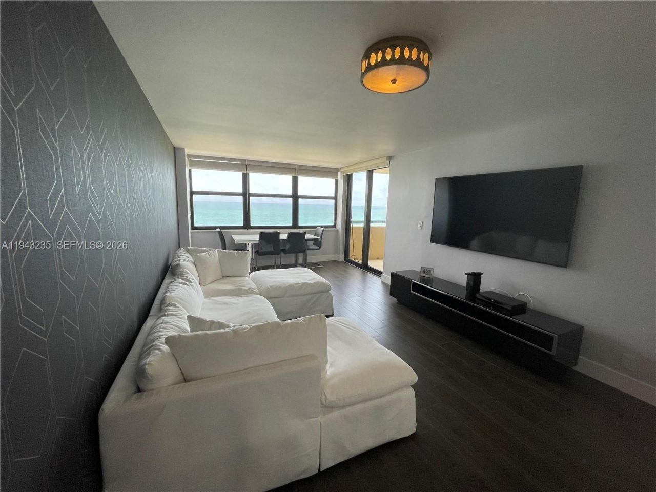 2555 Collins Ave , Unit 1409, Miami Beach, FL 33140 Photo