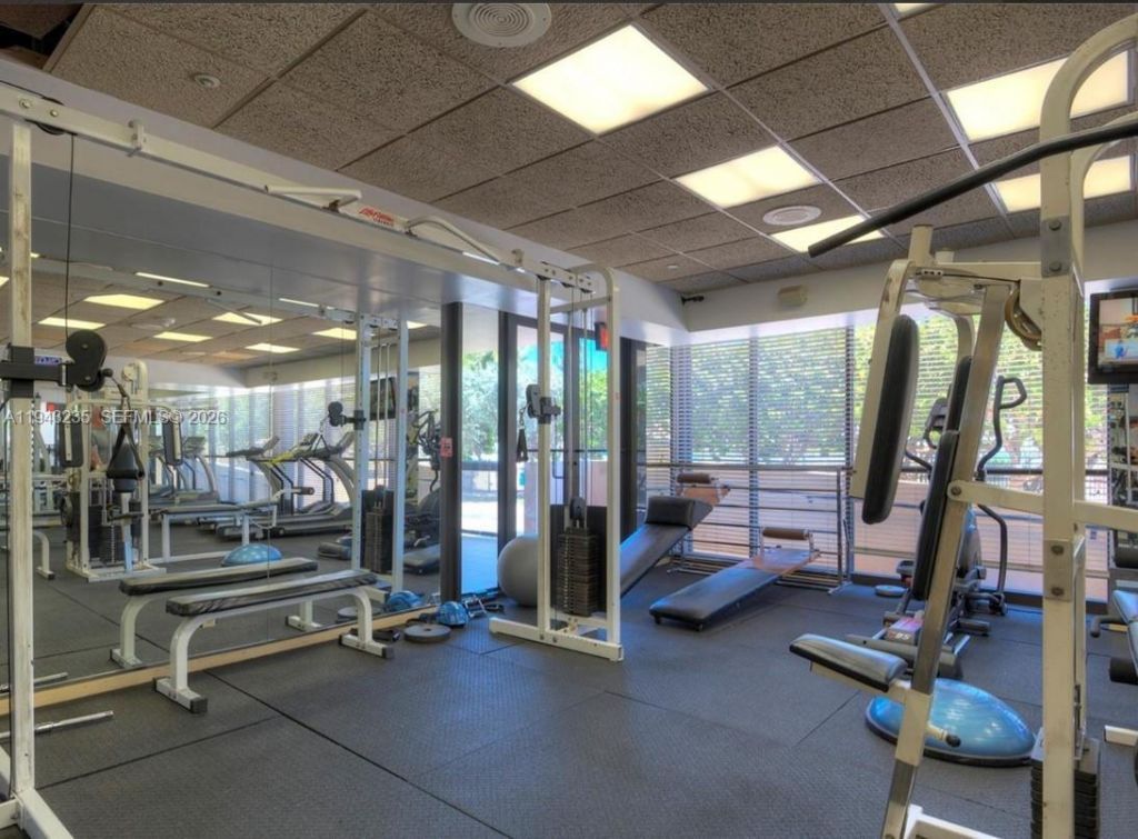 2555 Collins Ave , Unit 1409, Miami Beach, FL 33140 Photo