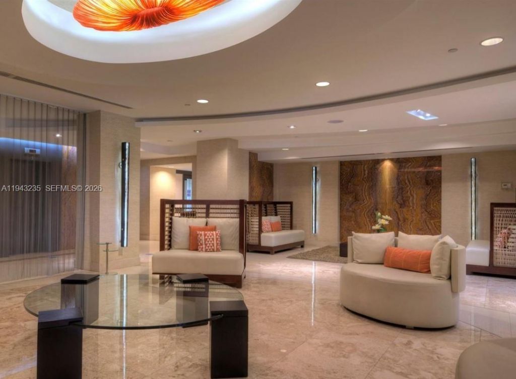 2555 Collins Ave , Unit 1409, Miami Beach, FL 33140 Photo