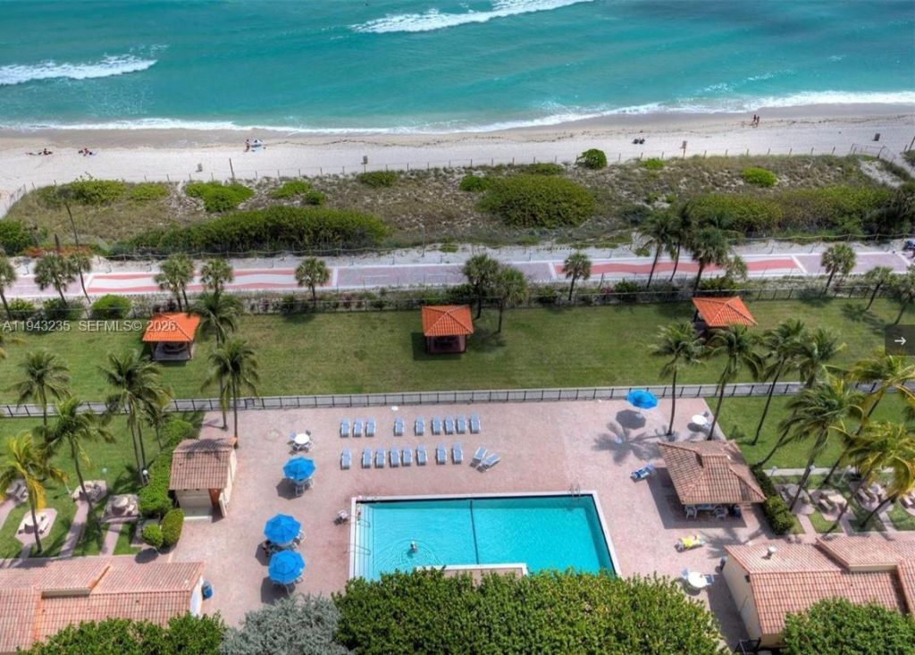 2555 Collins Ave , Unit 1409, Miami Beach, FL 33140 Photo