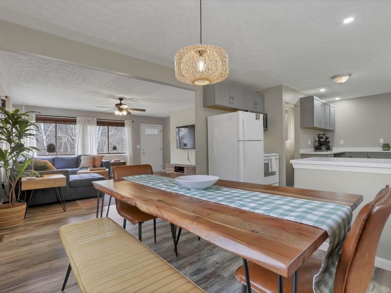 22913 Goose Creek Road, South Bloomingville, OH 43152 Photo 2