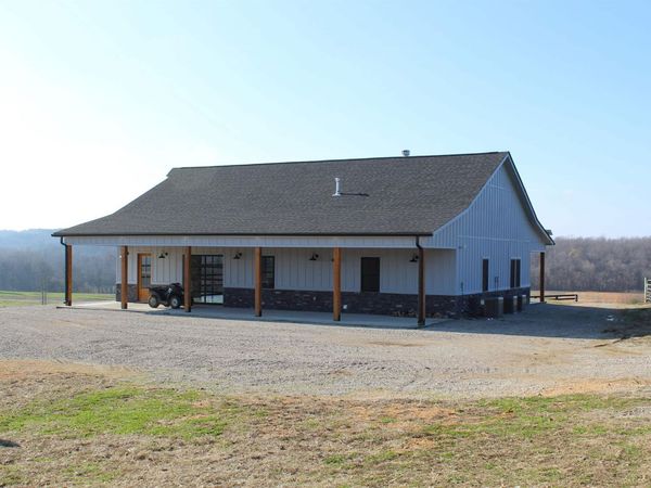 1275 NANCE BEND RD, Clifton, TN 38425