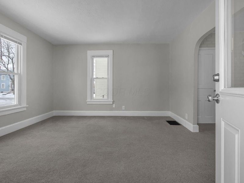 122 W Shields Street, Newark, OH 43055 Photo 4