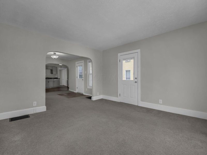 122 W Shields Street, Newark, OH 43055 Photo 8