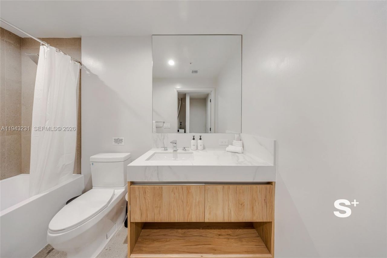 11 NE 6th St, Unit 2307, Miami, FL 33132 Photo