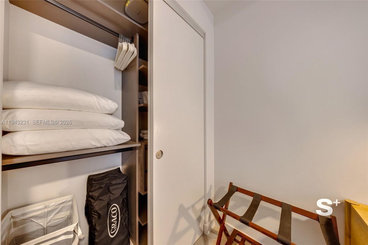 11 NE 6th St, Unit 2307, Miami, FL 33132 Photo