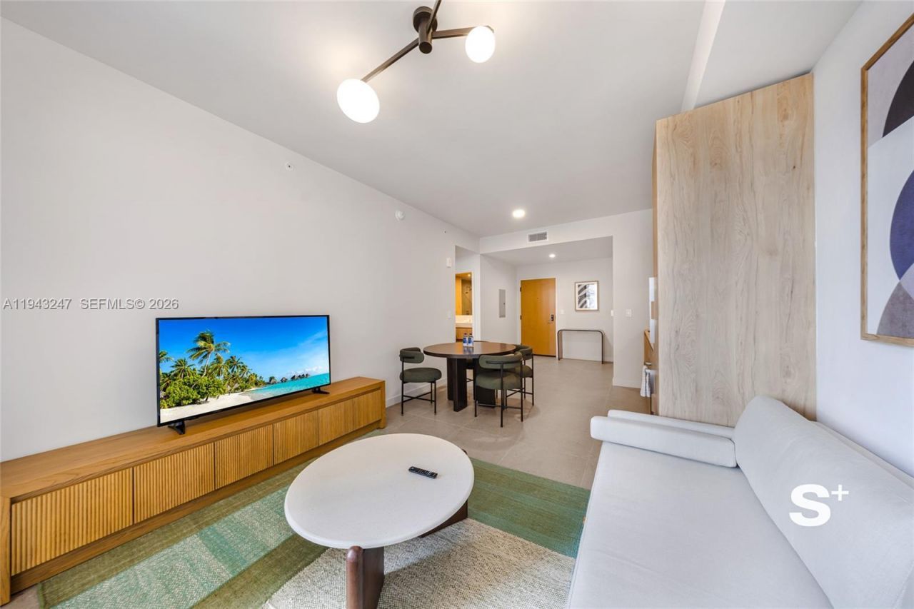 11 NE 6th St, Unit 2903, Miami, FL 33132 Photo