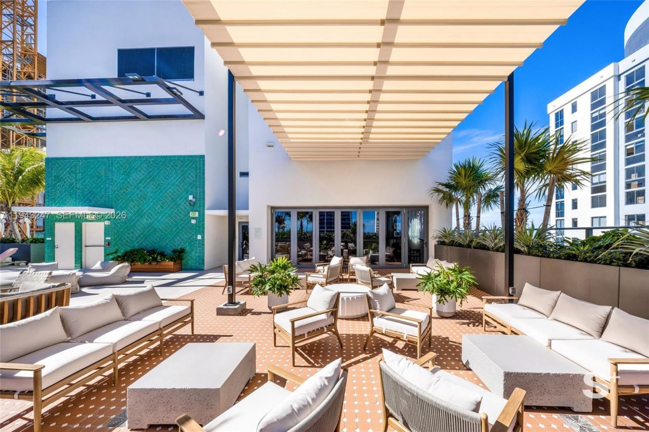 11 NE 6th St, Unit 2903, Miami, FL 33132 Photo