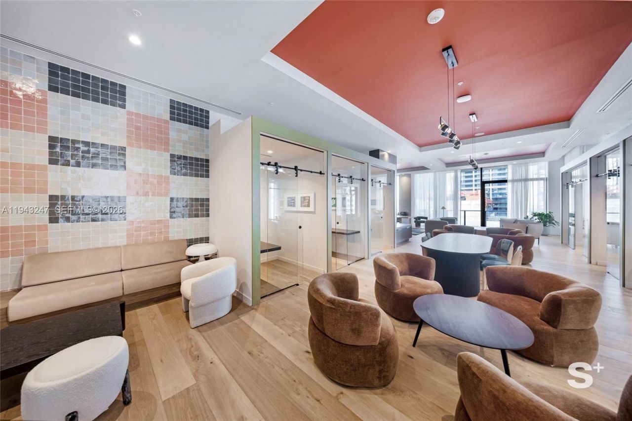 11 NE 6th St, Unit 2903, Miami, FL 33132 Photo