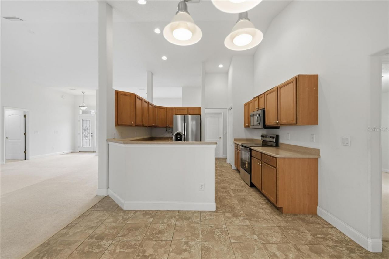 2820 E Newhaven Street, Inverness, FL 34453 Photo