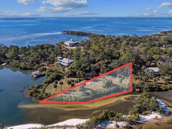 SW 136 PLACE, CEDAR KEY, FL 32625