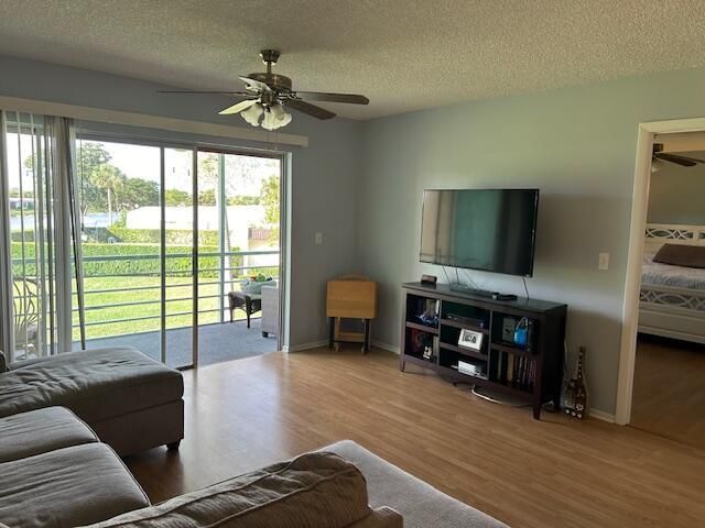 158 Lake Constance Drive, West Palm Beach, FL 33411 Photo