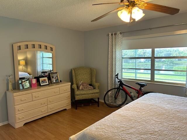 158 Lake Constance Drive, West Palm Beach, FL 33411 Photo