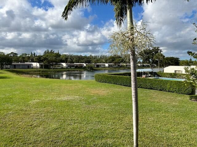 158 Lake Constance Drive, West Palm Beach, FL 33411 Photo