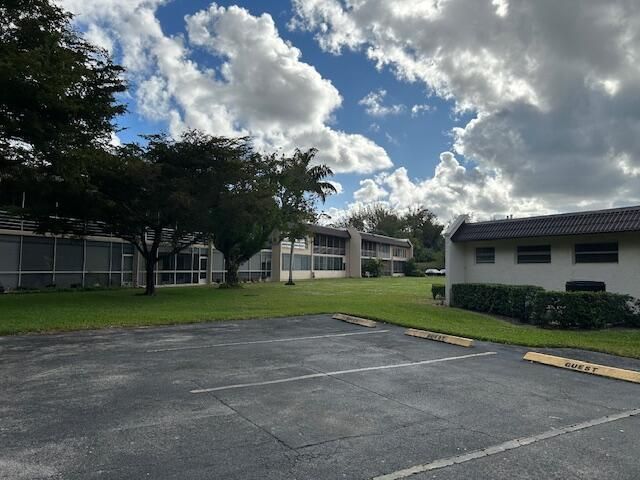 158 Lake Constance Drive, West Palm Beach, FL 33411 Photo