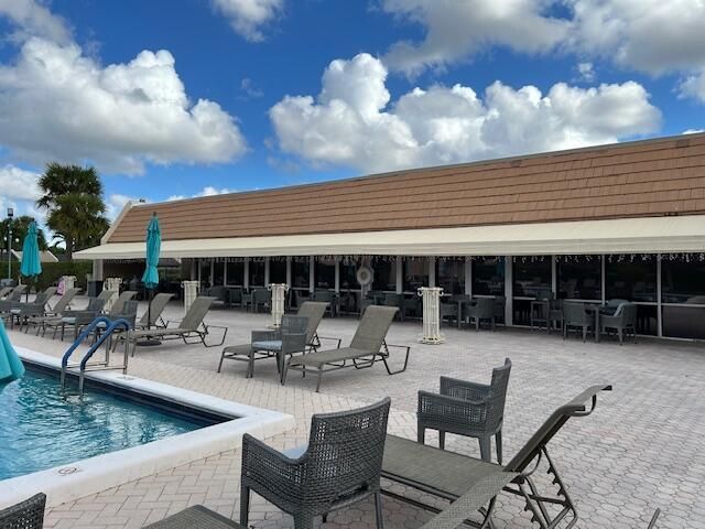 158 Lake Constance Drive, West Palm Beach, FL 33411 Photo