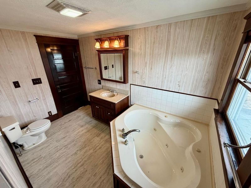 203 Taylor Street , Fredericktown, OH 43019 Photo 33