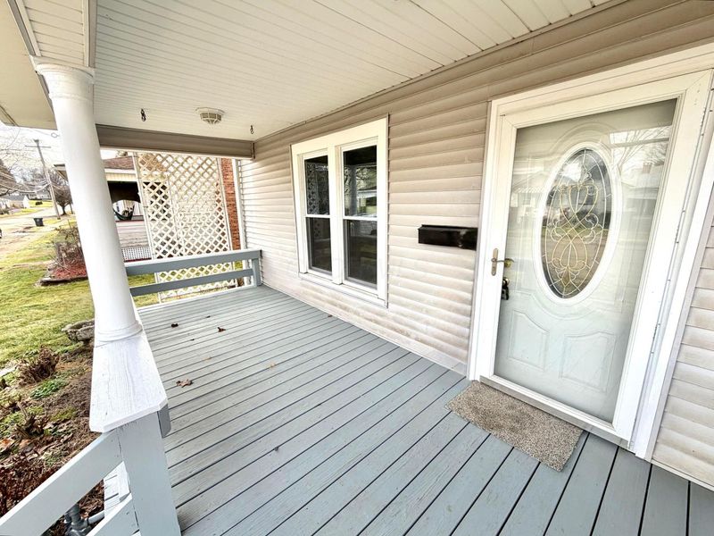 203 Taylor Street , Fredericktown, OH 43019 Photo 4