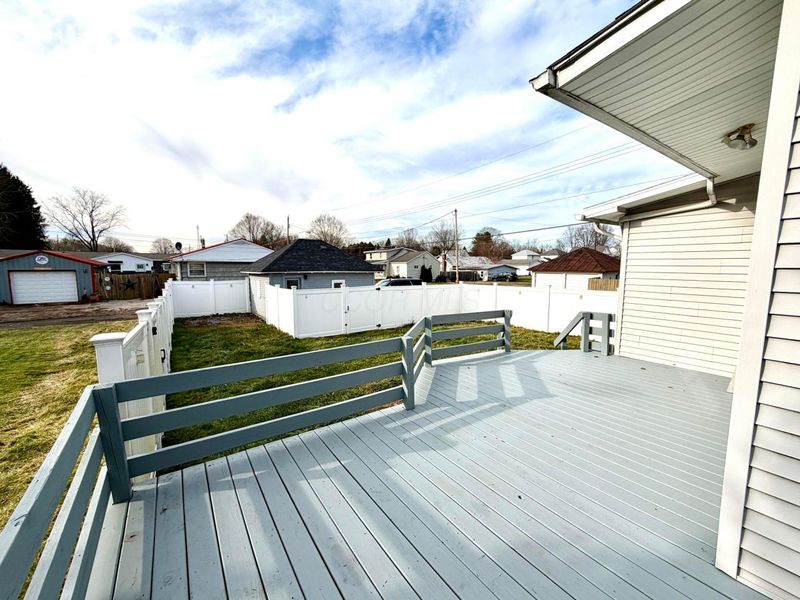 203 Taylor Street , Fredericktown, OH 43019 Photo 6