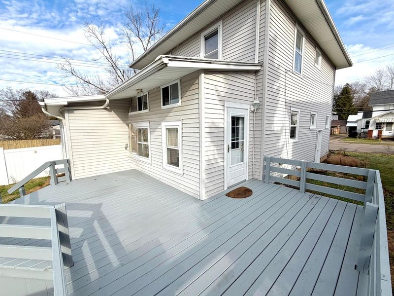 203 Taylor Street , Fredericktown, OH 43019 Photo 8