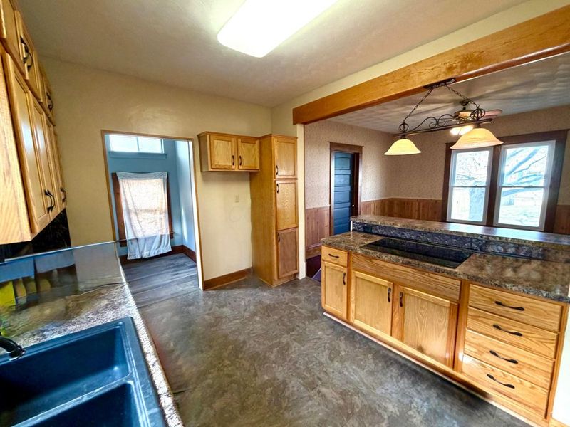 203 Taylor Street , Fredericktown, OH 43019 Photo 9