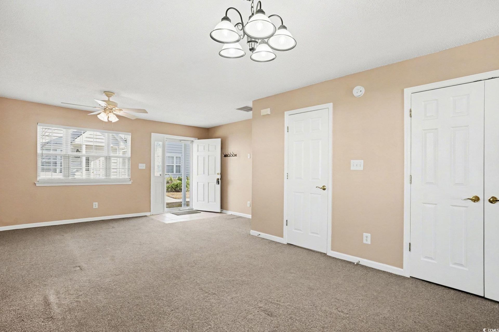 609 Sailbrooke Ct. Photo 8