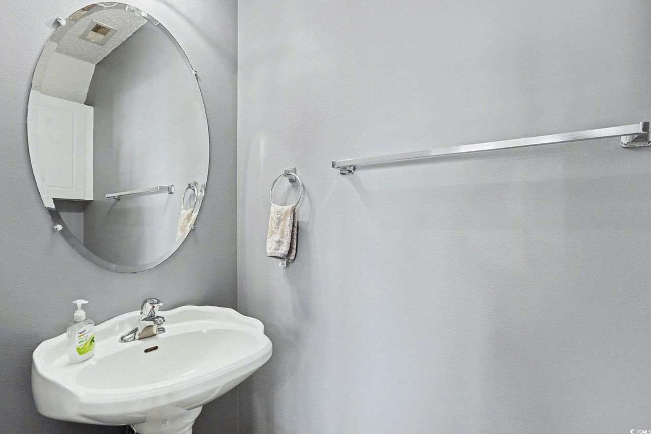 609 Sailbrooke Ct. Photo 9