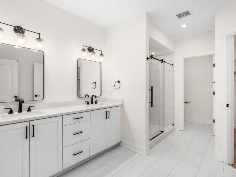 5189 Highpointe Lakes Drive , Unit 8304, Westerville, OH 43081 Photo 14