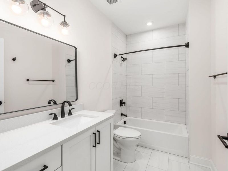 5189 Highpointe Lakes Drive , Unit 8304, Westerville, OH 43081 Photo 19