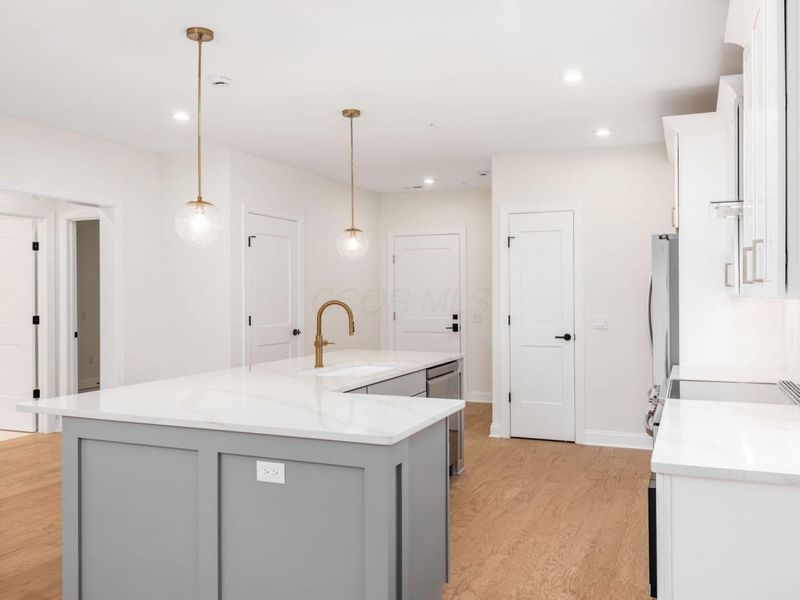 5189 Highpointe Lakes Drive , Unit 8304, Westerville, OH 43081 Photo 5