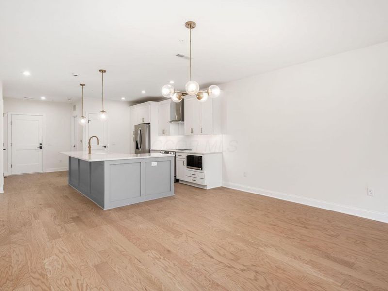 5189 Highpointe Lakes Drive , Unit 8304, Westerville, OH 43081 Photo 7