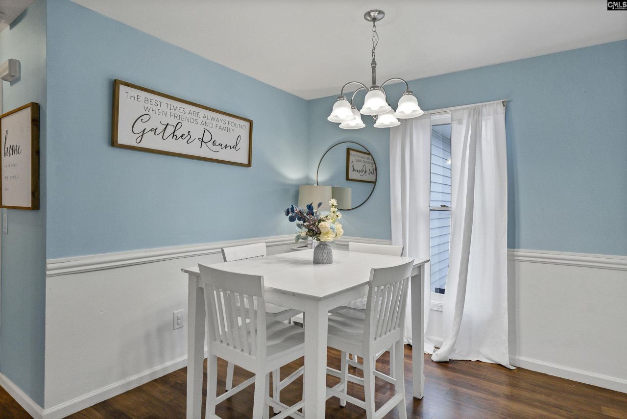 4652 Two Notch Road Photo 17