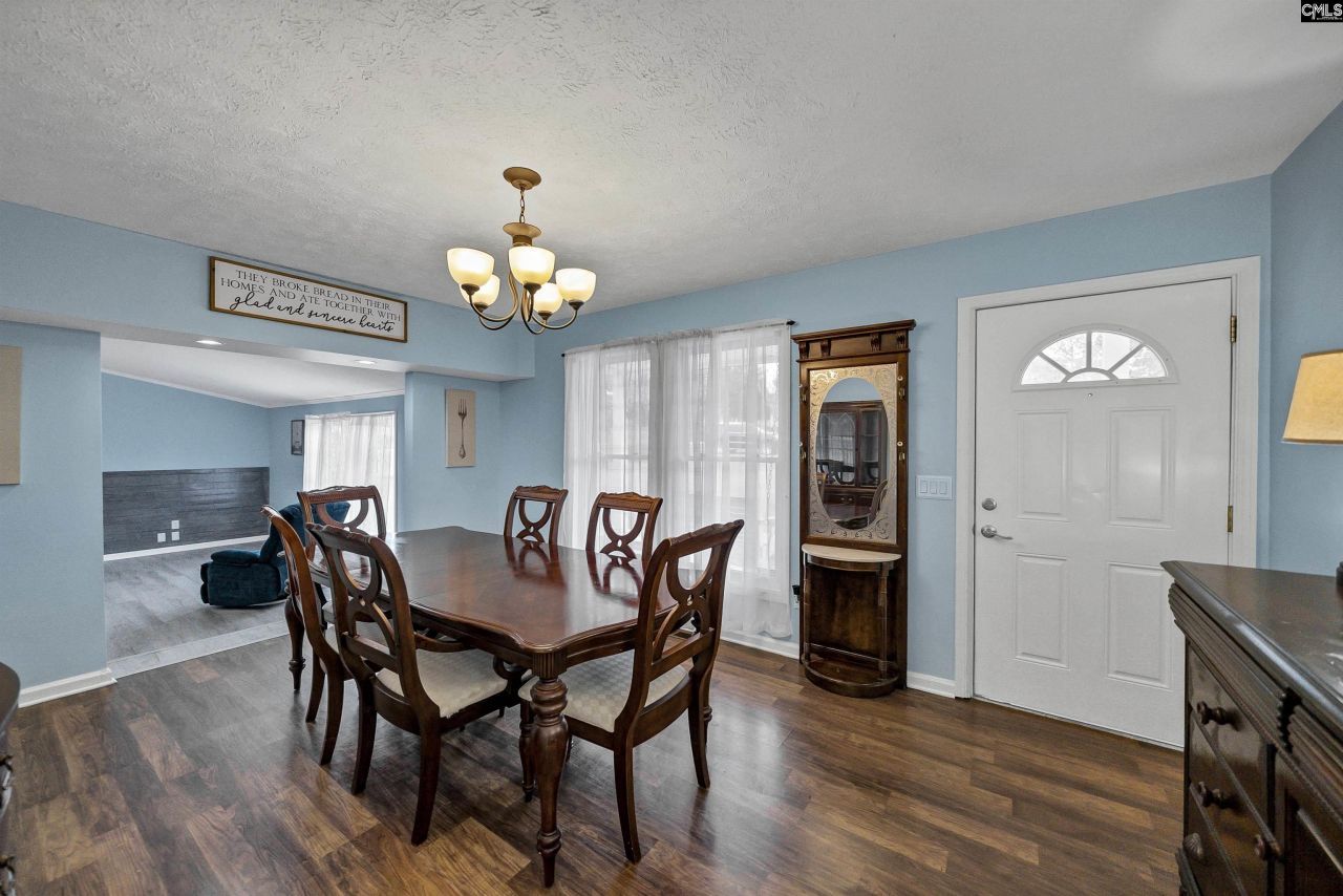 4652 Two Notch Road Photo 6